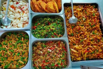 选工厂饭堂承包有什么优势？